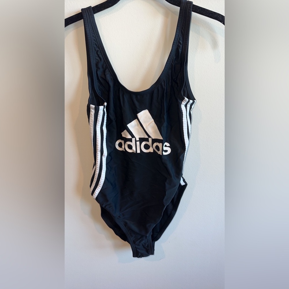 Adidas Bodysuit size M